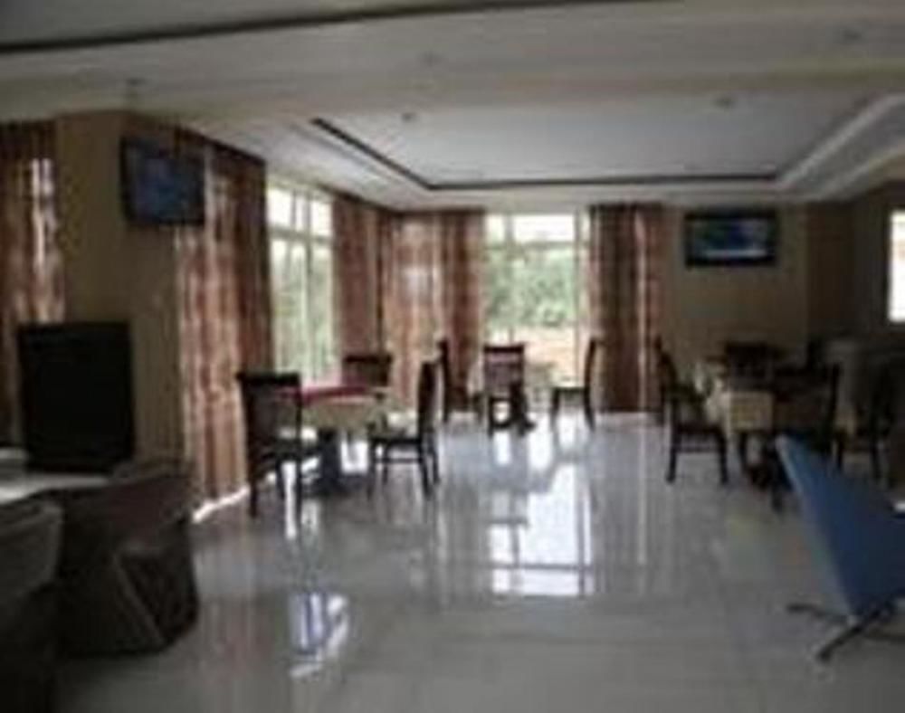 Hometown Addis Hotel المظهر الخارجي الصورة